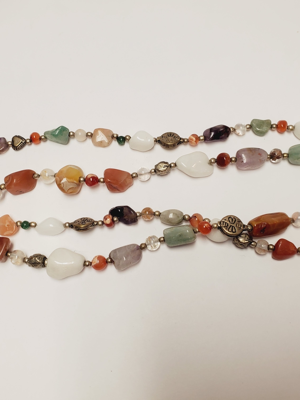 Vyg. Multicolor Beaded Necklace With Natural Stones.
